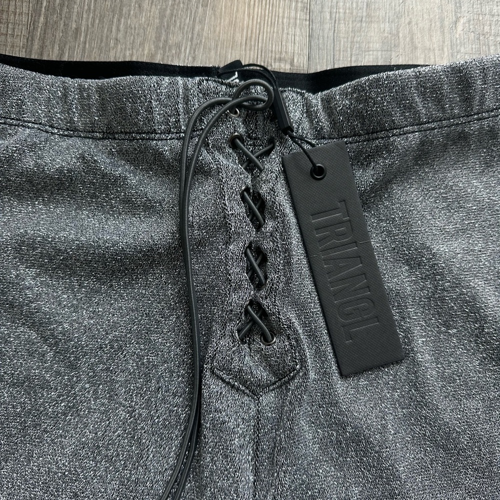 Triangl metallic shimmer biker Shorts